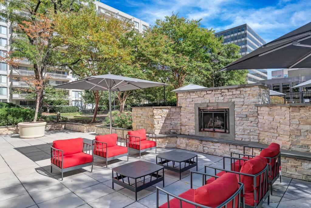 Modern At Crystal *